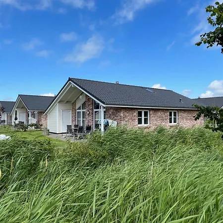 Zweite Heimat 66 - Mit Sauna, Kaminofen & Eingezaeuntem Garten - Direkt An Der Nordsee