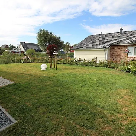 Zweite Heimat 66 - Mit Sauna, Kaminofen & Eingezaeuntem Garten - Direkt An Der Nordsee *